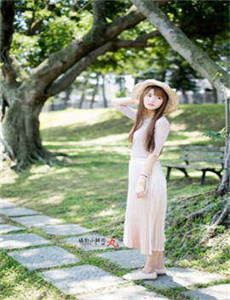 《黄色手机视频-欧美精品色婷婷五月综合》