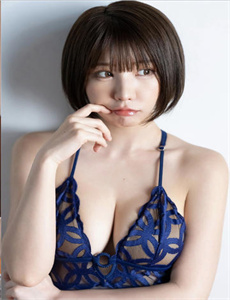 《极品美女全收-精品国产亚洲午夜精品AV》